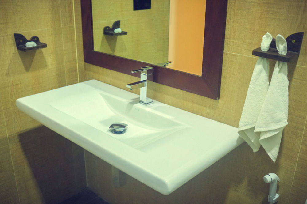 Blue Fox Hikkaduwa Hotel 3*